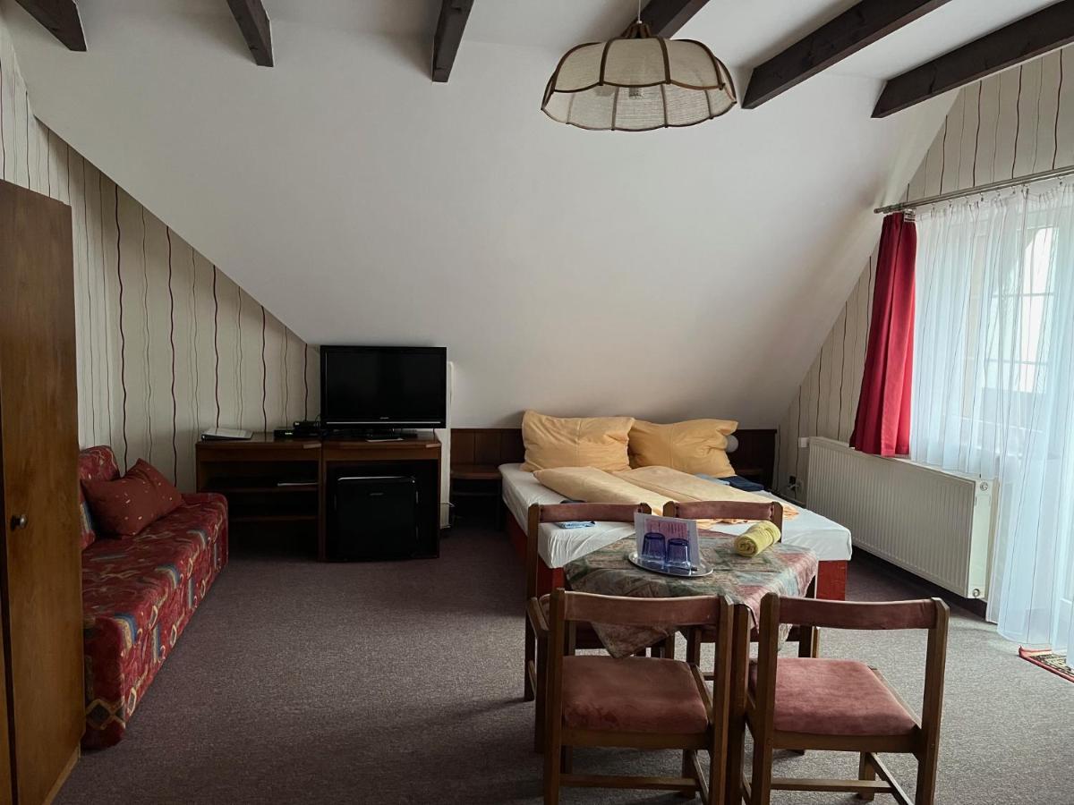 Pension Fuka Spindleruv Mlyn Exterior photo